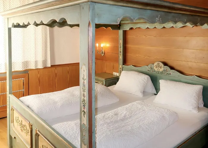 Burg Biedenegg- Schrofenstein By Interhome