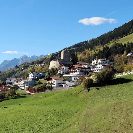 Burg Biedenegg- Schrofenstein By Interhome