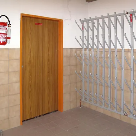 Burg Biedenegg- Schrofenstein By Interhome Daire *